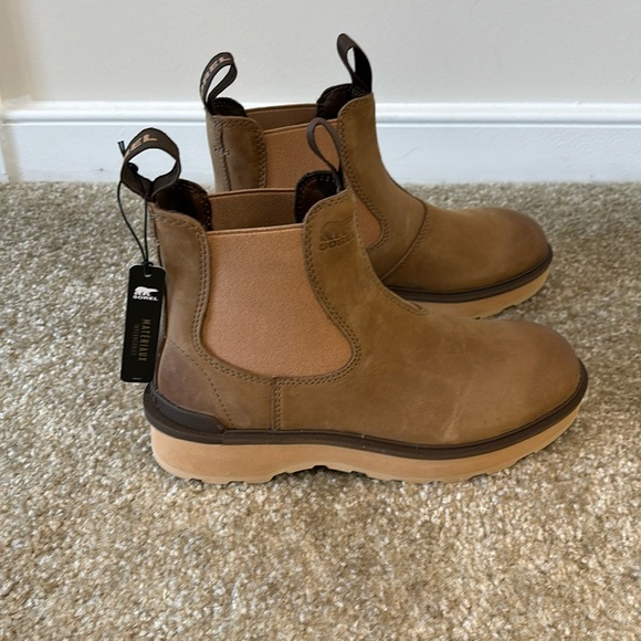 Sorel Shoes - Women’s Sorel Chelsea Boot size 7.5